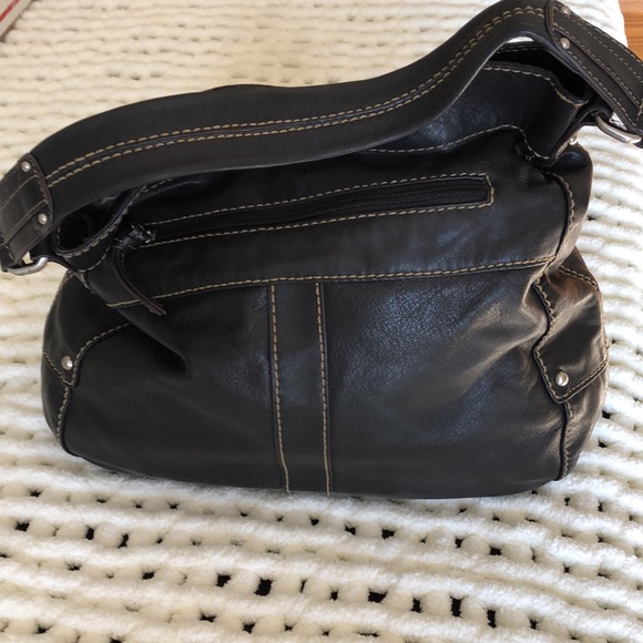 Tignanello large leather satchel. Black. 15 x 13 in. Magnetic closures. Flawless - Picture 5 of 10